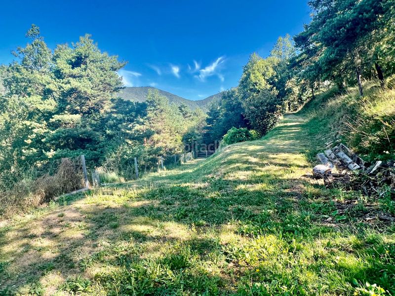 Foto ce74c61c-5add-4b87-a16d-09c1d4cd4c52. Masia amb aparcament a Llosses (Les)