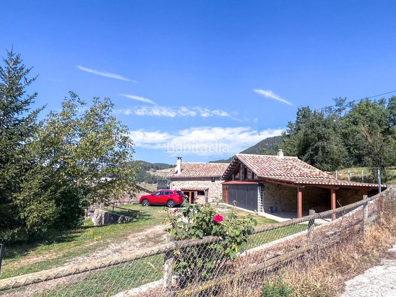 Foto ec537ff0-8f9b-4be4-95c9-32dd6d80aad1. Masia amb aparcament a Llosses (Les)