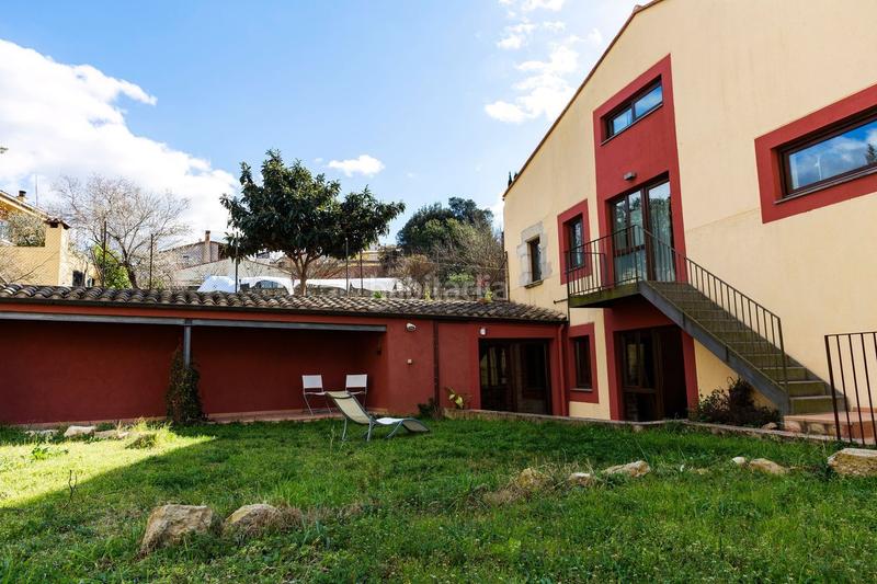 Foto 40620f86-903a-4842-be5e-54a22bfda232. Alquiler casa  con jardín en la parta alta del barri vell. en Girona