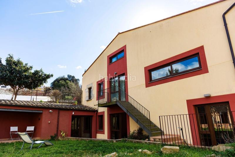 Foto ecfff41d-8977-420a-bb5b-d59e6cc231a6. Alquiler casa  con jardín en la parta alta del barri vell. en Girona