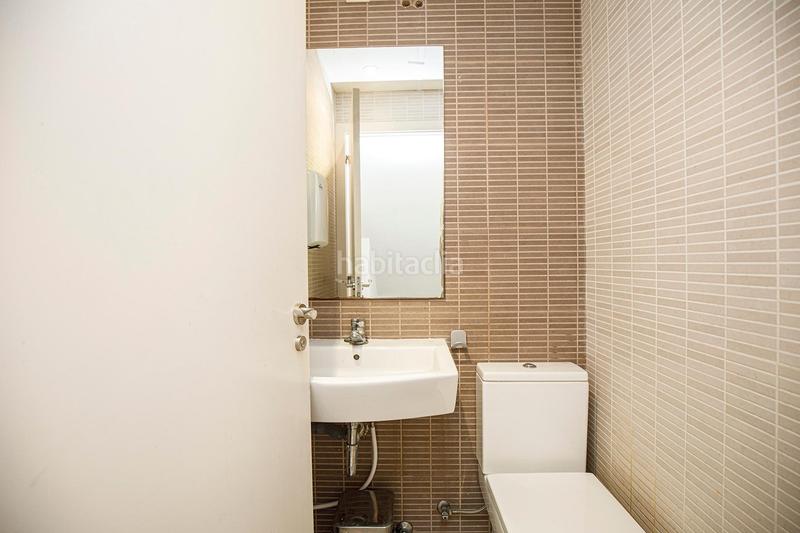 Foto b25ed542-fe68-4365-8baa-f2cafdf87d3e. Location local commercial dans Fornells de la Selva