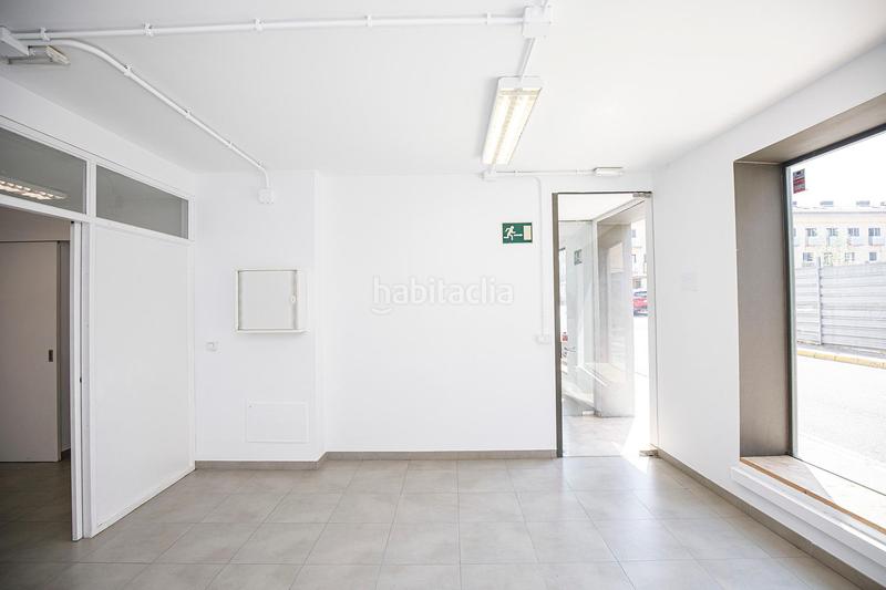 Foto f3c0315e-e536-4e48-998f-ff61f8be9d18. Location local commercial dans Fornells de la Selva