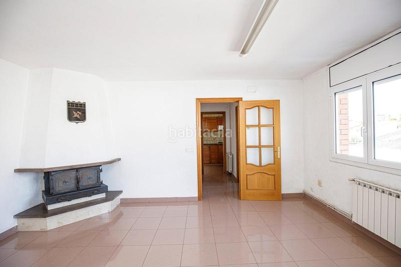 Foto 0f6236f4-b7ae-4e0b-8981-edafed34c51a. Maison jumelée avec chauffage parking dans Maçana Salt