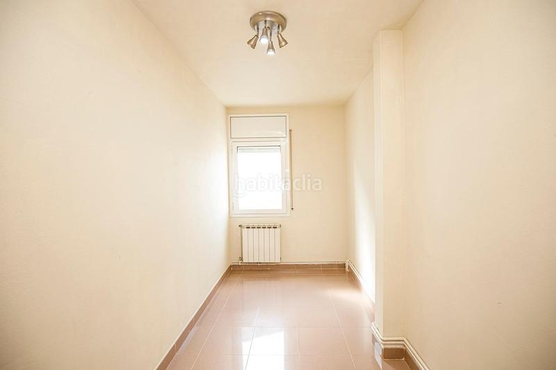 Foto 942ef94d-4064-456e-9a44-f2ed40f8a573. Maison jumelée avec chauffage parking dans Maçana Salt