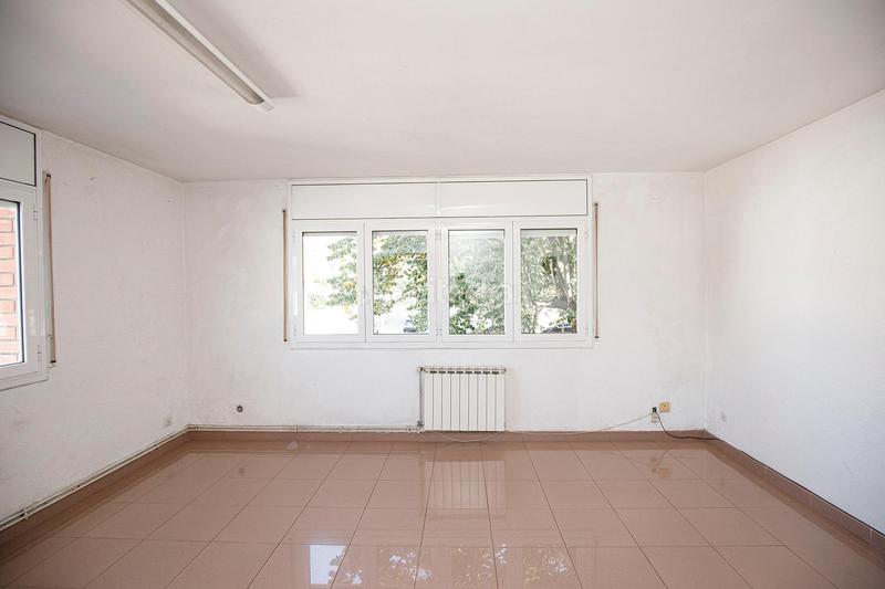 Foto 9d0759d2-cc92-496d-8527-b4009d5d279b. Maison jumelée avec chauffage parking dans Maçana Salt