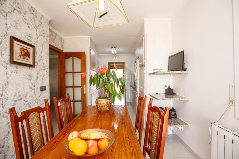 Foto 2c06564f-6bed-4cb9-a25b-7978978784cb. Xalet amb calefacció aparcament piscina a Quart