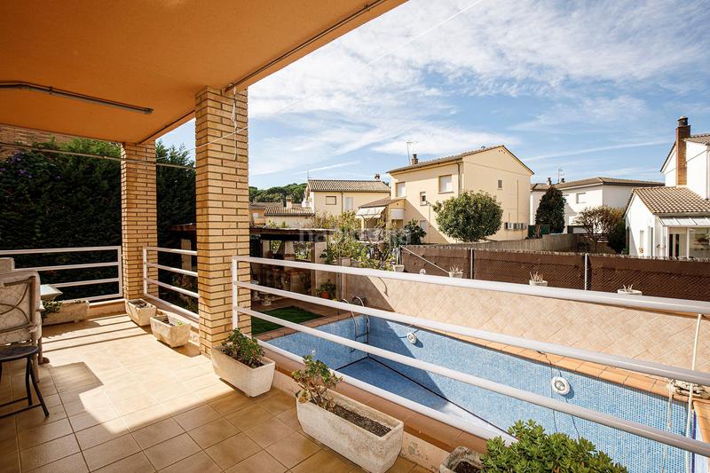 Foto 30b44423-5744-4669-b2be-0ef0407dc89f. Xalet amb calefacció aparcament piscina a Quart