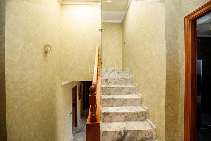 Foto b9901d36-d0e9-42bd-8945-90bb1c87b818. Xalet amb calefacció aparcament piscina a Quart