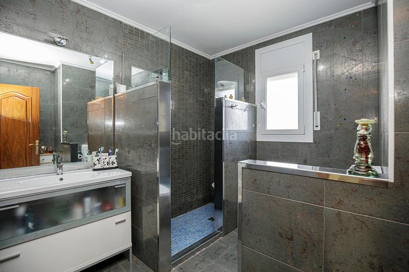 Foto bb29ee06-2b36-4865-81e4-87b3491d7ea7. Xalet amb calefacció aparcament piscina a Quart