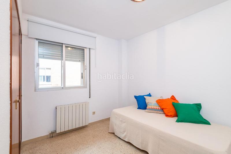 Foto 30f2b34a-9efb-4888-a908-8b97b0608628. Alquiler apartamento  en fontajau para alquiler temporal en Girona