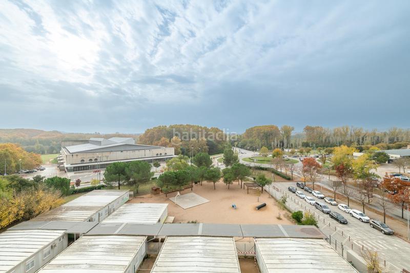 Foto bc2ffbf3-9f34-4fac-b52f-b85670a70263. Lloguer apartament amb aparcament a Domeny Girona