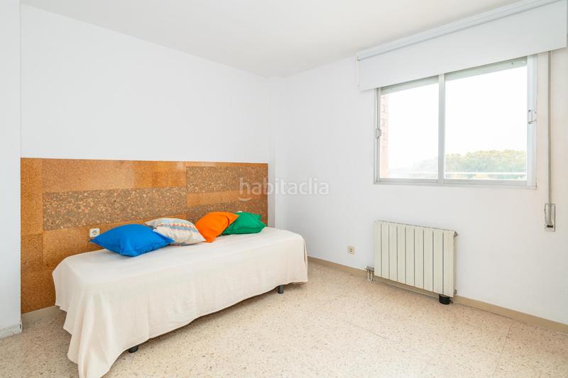 Foto ec3d6350-b32c-4b68-913f-d457e907213e. Lloguer apartament amb aparcament a Domeny Girona