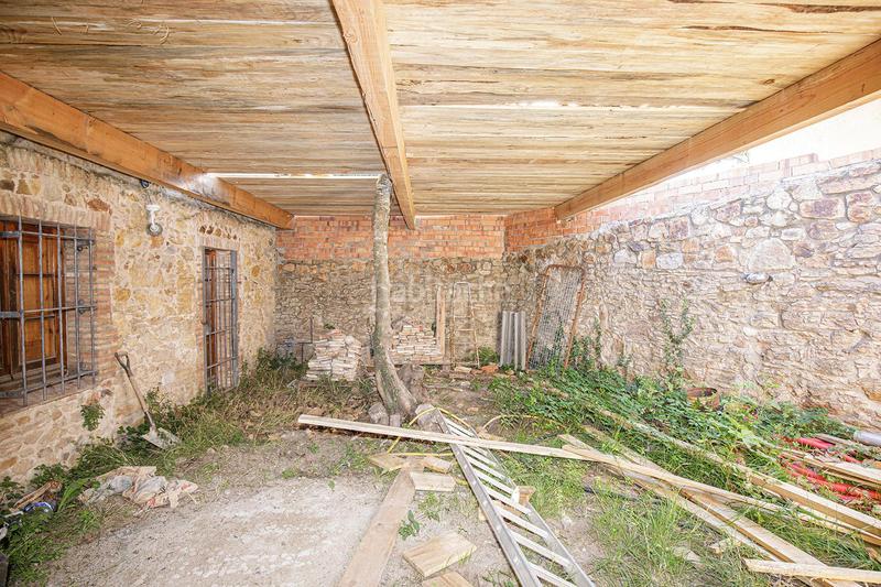 Foto 8df5caa2-337e-45fc-9741-2557b3f0ac49. Haus mit parking in Llofriu