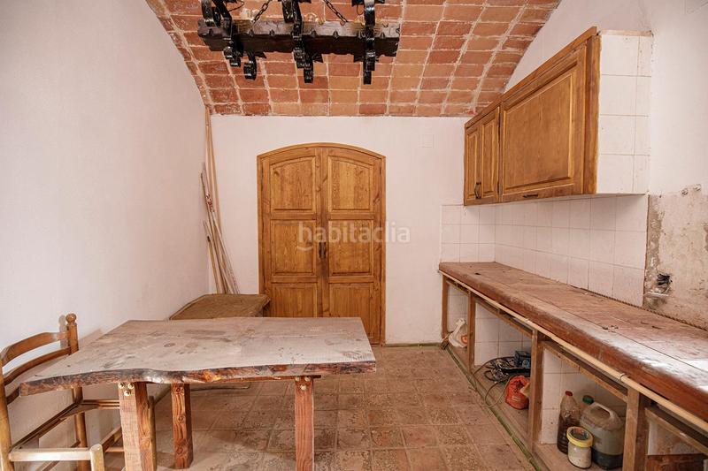 Foto c3366e8f-ffb8-4b9c-9105-9c1d0980db70. Haus mit parking in Llofriu