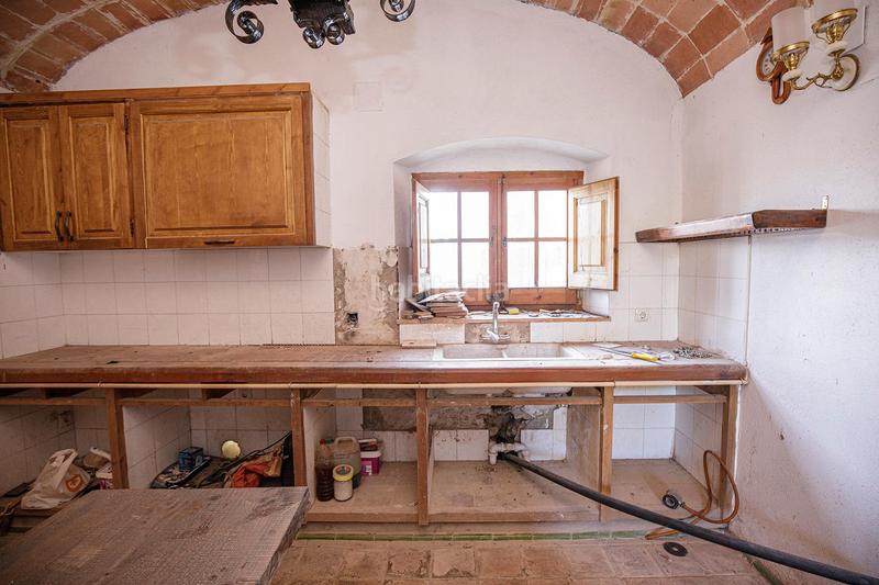 Foto f47bb797-2f64-4da7-8975-c2e20fe01e03. Haus mit parking in Llofriu