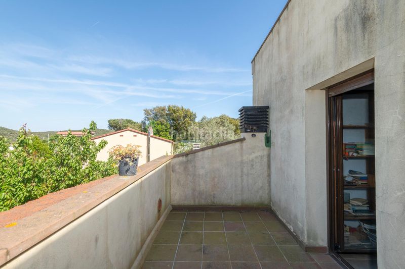 Foto 00ae29e6-ee54-4287-b34c-9b72e9925991. Xalet amb aparcament a Llagostera