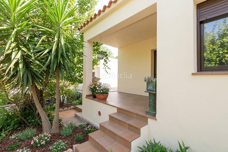 Foto 5ef227a2-70f1-46ba-a369-1c1dda20c74f. Xalet amb aparcament a Llagostera