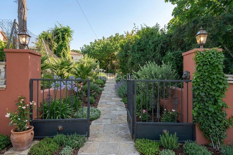 Foto 8d6fbff7-9550-464a-9164-ad772ad94b14. Xalet amb aparcament a Llagostera