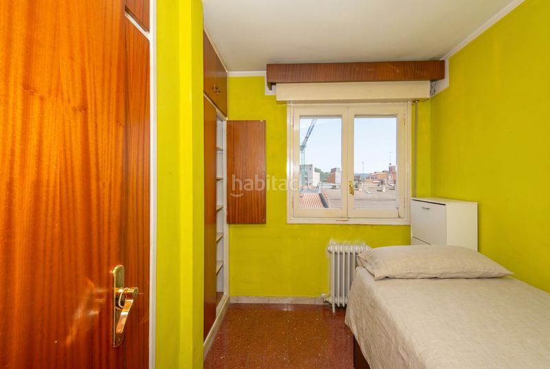 Foto 13a99649-c9e4-4f5a-8aaf-3570e3205e3b. Pis amb calefacció a Eixample Nord Girona