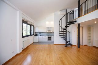 Àtic a Montilivi. Dúplex en montilivi, girona con parking y trastero