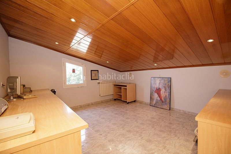 Foto 5b50a396-f895-43b8-83a9-6d0ca716750c. Casa con parcheggio in Celrà