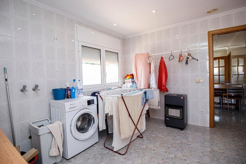 Foto aab47f97-4c33-4a47-a4ec-33a0d85ae537. Casa con parcheggio in Celrà