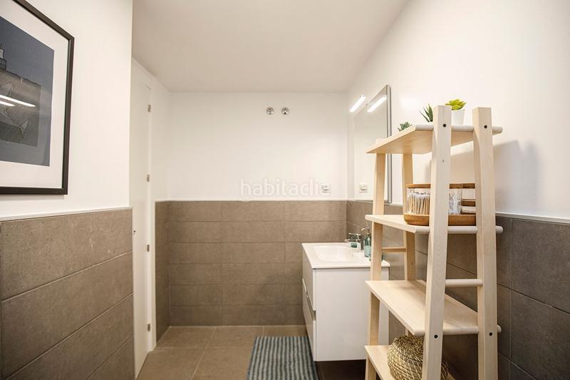 Foto e64b6cab-ec1a-40b8-b186-3e36a4df7633. Rent flat with heating pool in Eixample Sud-Migdia Girona