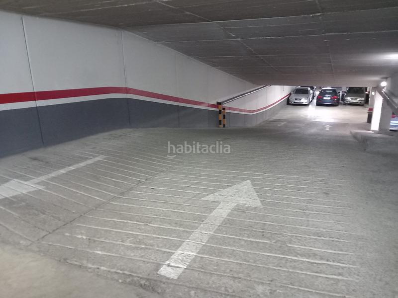 Foto ff19032c-aa51-498a-a15f-1da2e707b1d3. Parking coche pàrquing a garatge comunitari en Gràcia Sabadell