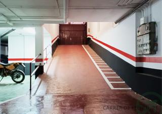 Parking coche  Carrer de felip ii. Alquiler/venta de garajes en calle de felip ii