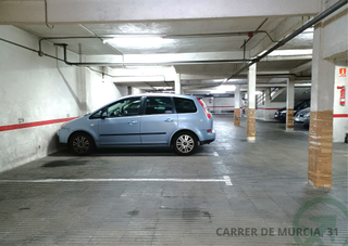 Parking coche  Carrer de múrcia. Garaje en venta en calle de murcia, 31.