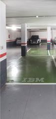 Location Parking voiture à Carrer d'hondures 54. Alquiler de plaza amplia de parking en calle honduras