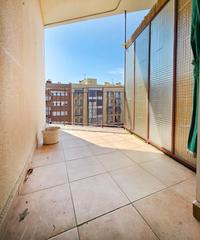 Etagenwohnung  Carrer d'olesa. Inmueble a la venta en carrer olesa, en el barrio de navas.