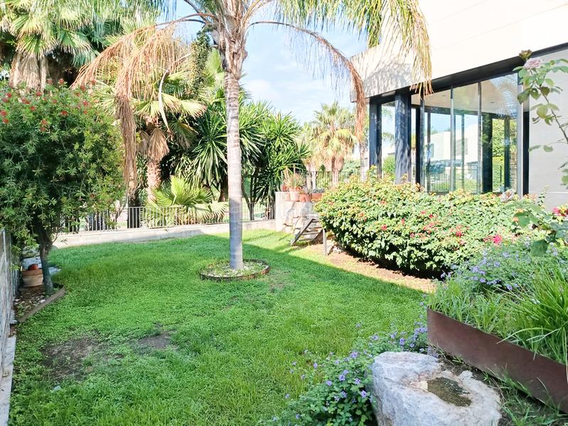 Foto 56d2b45d-9a8b-4bde-8566-a5f3c5fd4b8e. Casa a schiera con riscaldamento parcheggio piscina in Mataró