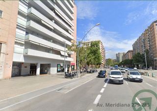 Aparcament cotxe a Avinguda Meridiana 279