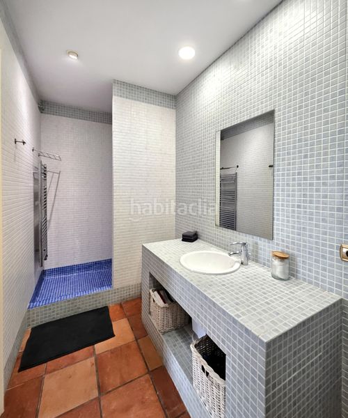 Foto 0afd1a8e-af25-4f40-aa69-15f7ca06e646. Casa amb calefacció aparcament piscina a Tiana