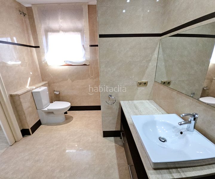 Foto 8f6c51ed-2bed-4679-8118-e01550cd7834. Casa amb calefacció aparcament piscina a Tiana
