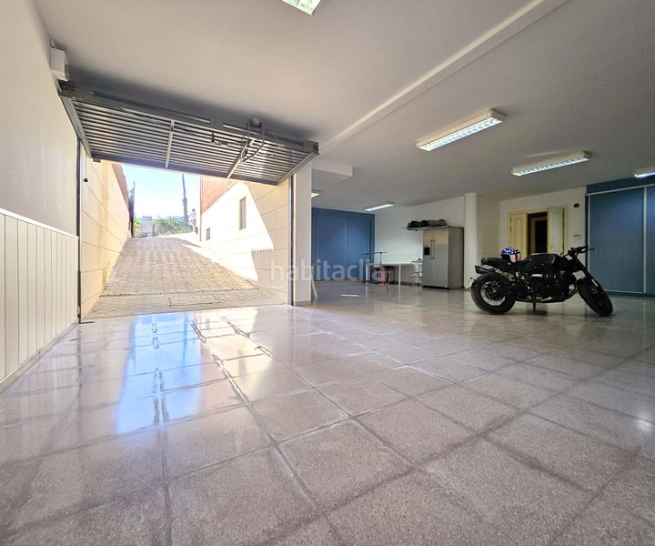Foto e8306ad0-1def-480e-9784-feec6685c3fd. Casa amb calefacció aparcament piscina a Tiana