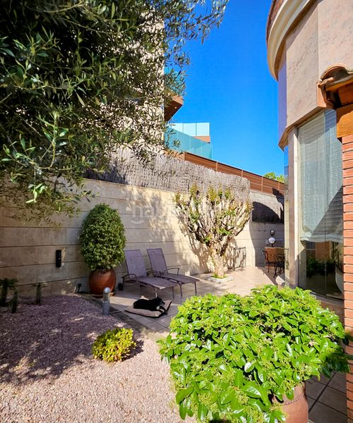 Foto f212f7fa-e40f-4a51-a7ce-bd9550bb7d73. Casa amb calefacció aparcament piscina a Tiana