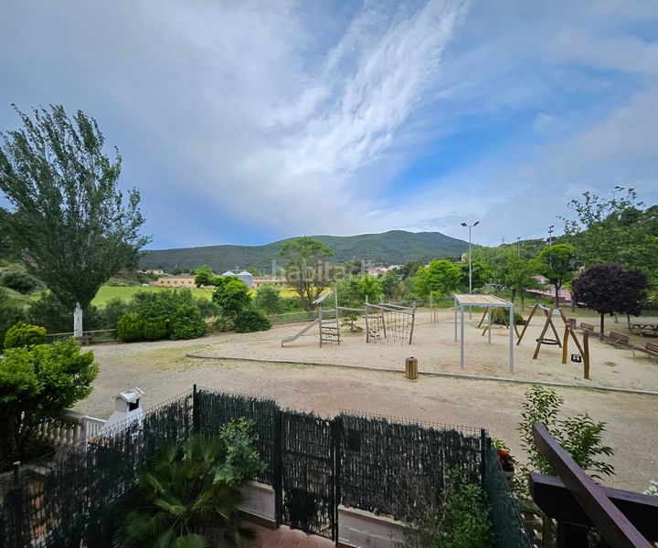 Foto 405a97b2-f259-4969-a750-f6e70561038d. Casa adossada amb xemeneia calefacció aparcament a Súria