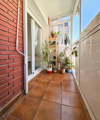 Pis  Carrer de l'estudi. Piso en venta: luminoso, moderno y con balcón en l’hospitalet de