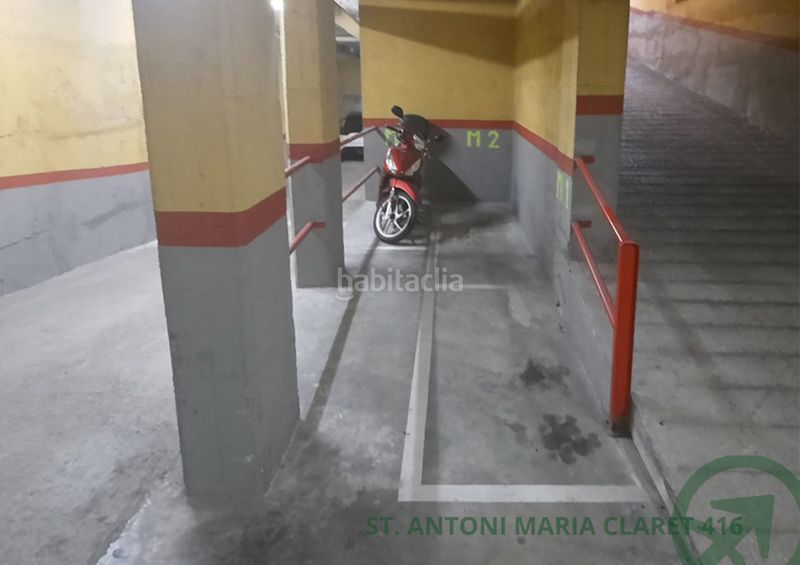 Foto 2986bab8-83d0-444a-b719-c348a6754498. Motorcycle parking in carrer de sant antoni maria claret 416 in Barcelona
