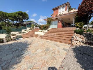 Casa en Califòrnia-Santa Madrona. Casa en venta en el masnou
