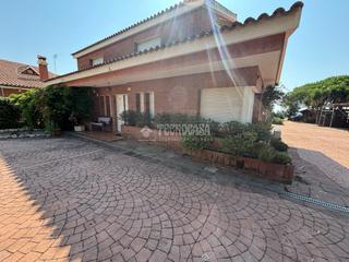 Casa a Teià. Casa en venta en teià