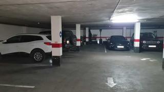 Parking coche  Serpis. Plaza de parking en valencia en algiros  serpis