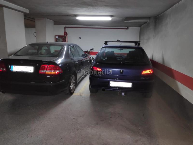 Foto aa99186f-0f1d-41ad-9e50-63f2c9f8f30d. Parking voiture dans La Roqueta Valencia