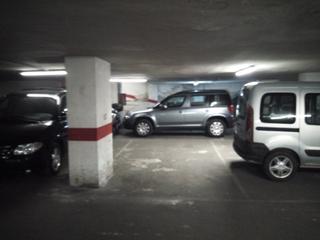Car parking  Passeig zona franca. Plaza de parking en barcelona en montjuic  passeig zona franca