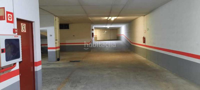 Foto e9aac8c9-07c1-4451-8efb-37df66dfa842. Aparcament cotxe a La Llum Valencia