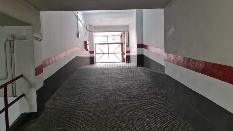 Foto ac735905-cb14-4fd3-a926-8063c8d13dbb. Parking voiture dans Mestalla Valencia