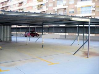 Aparcament cotxe  Esperantista hernandez lahuerta. Plaza de parking en valencia en benicalap  esperantista hernande