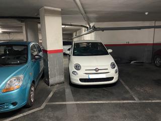Parking coche en ribes